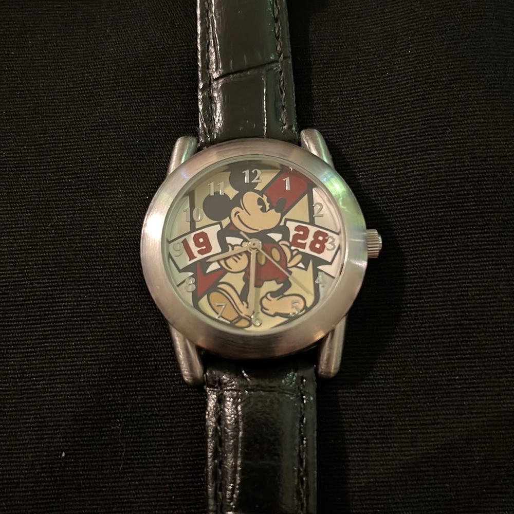 Vintage Mickey Mouse 1928 Watch Walt Disney Parks New Battery